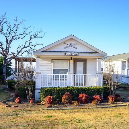 Sperry Crosstimbers Marina And Cottages מראה חיצוני תמונה